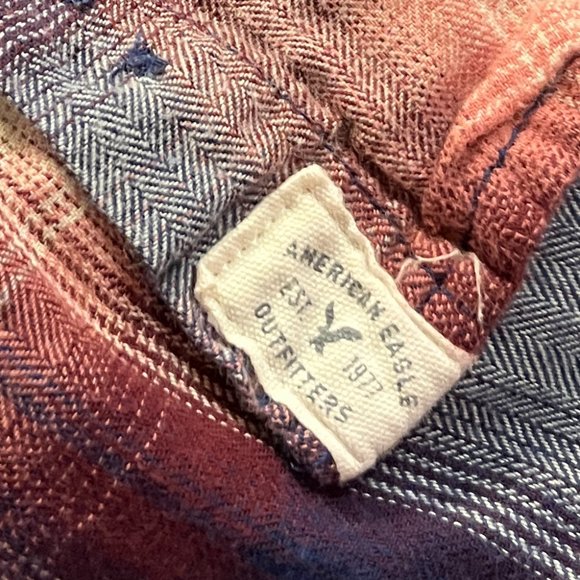 AMERICAN EAGLE OUTFITTERS Plaid Shirt Size Small Cotton Long Sleeves - Picture 9 of 12